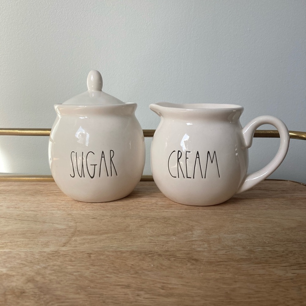 Rae Dunn Cream & Sugar Set 🍶💞